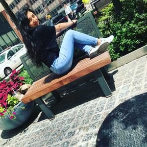 Meet your Posher, Bettsy